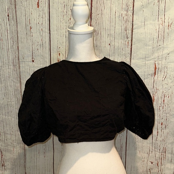Zara Black Puff Sleeve Crop Blouse - Picture 1 of 4